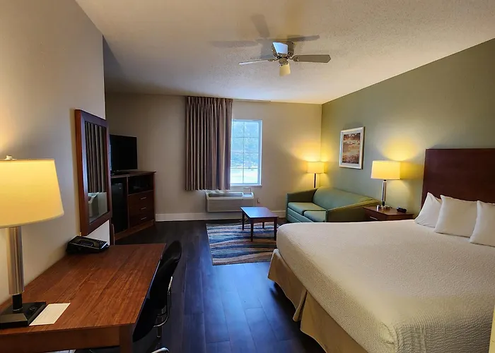 Baymont By Wyndham Mackinaw City